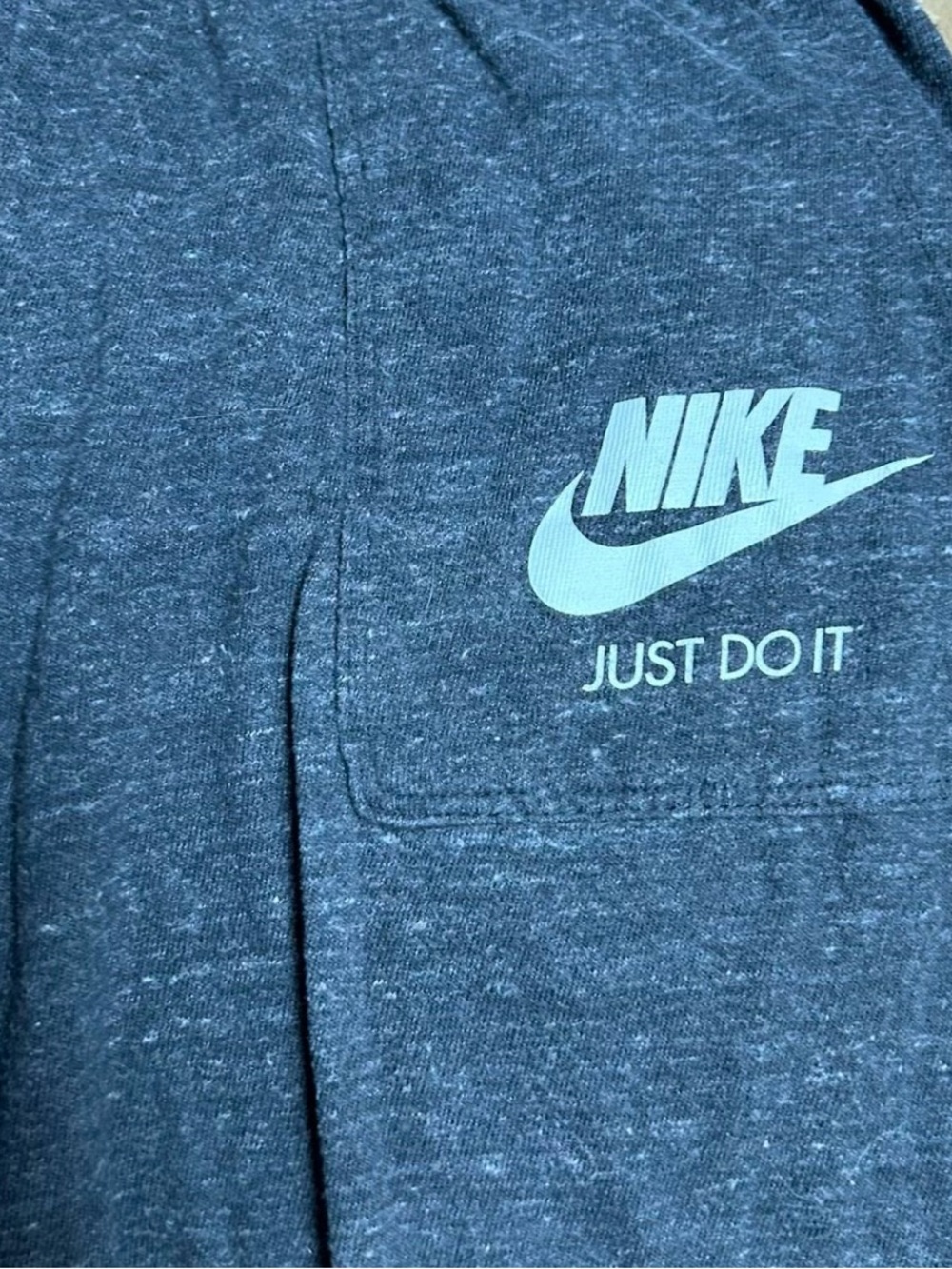 Nike Just Do It Charcoal Grey Heather Sweatpants / Capri Joggers Womens Medium